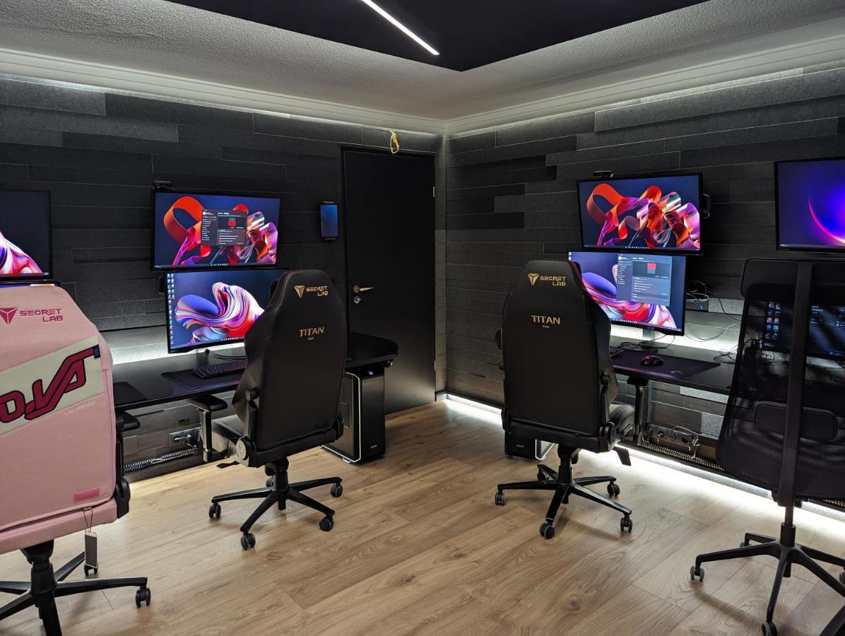 Smart Luxury - Gaming Arena, Gym, Sauna And Jacuzzi St Lucia Ngoại thất bức ảnh