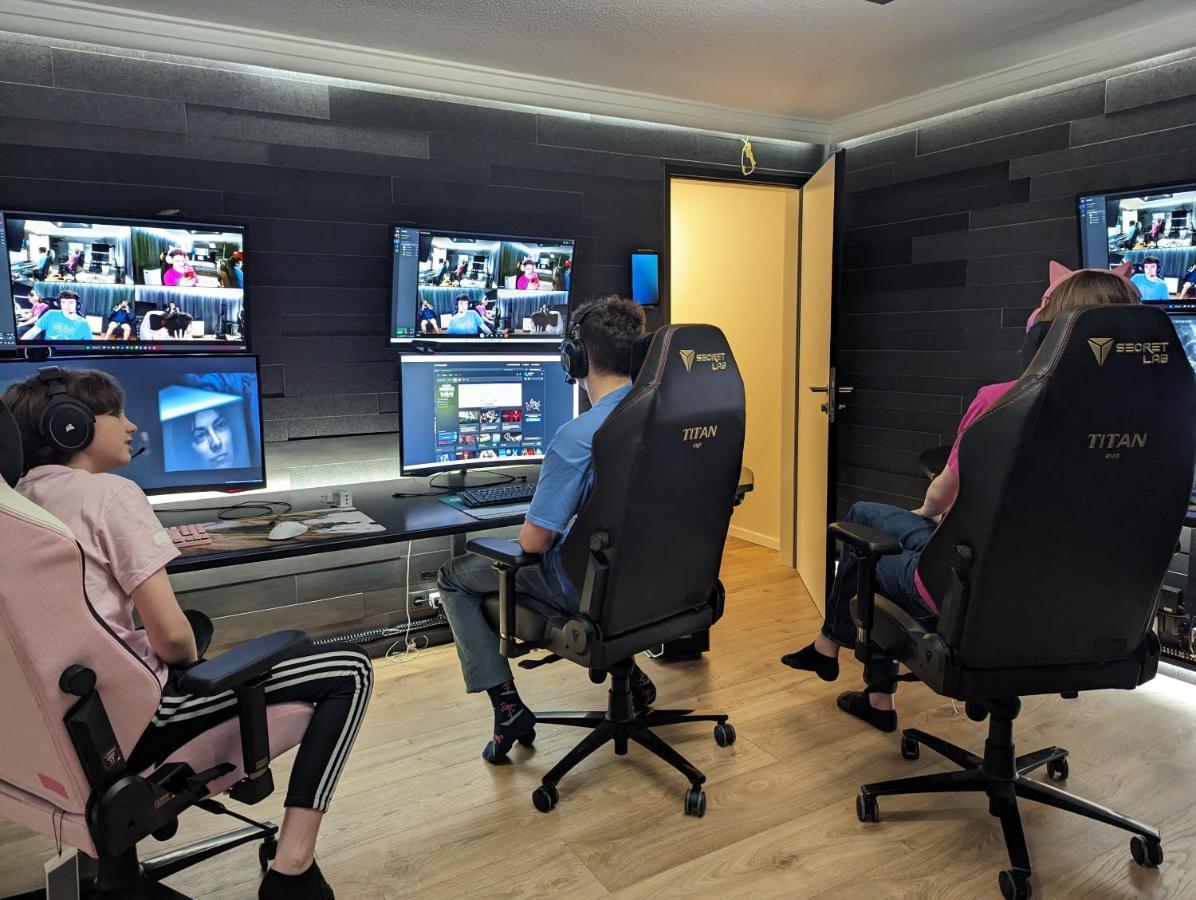 Smart Luxury - Gaming Arena, Gym, Sauna And Jacuzzi St Lucia Ngoại thất bức ảnh