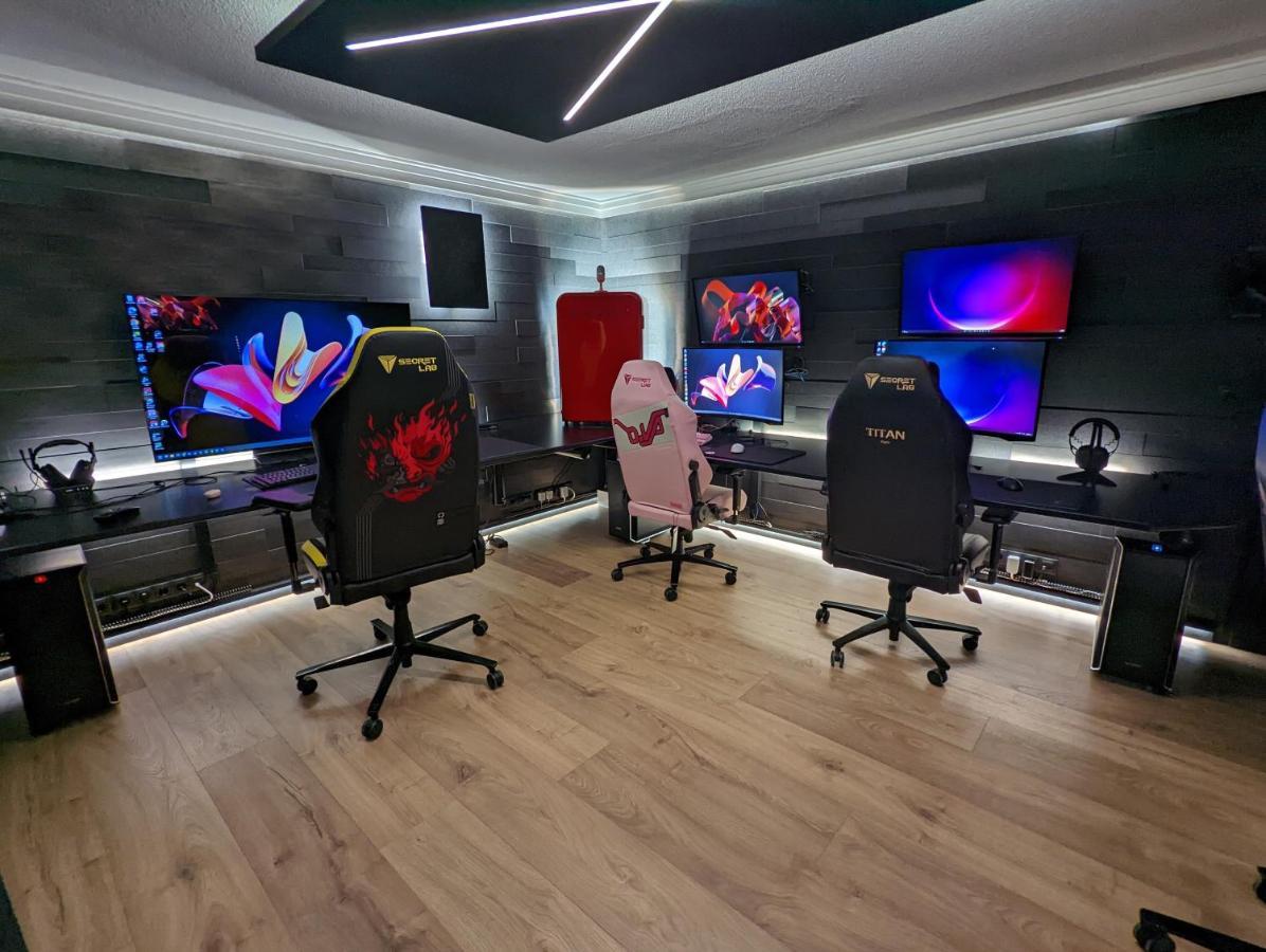 Smart Luxury - Gaming Arena, Gym, Sauna And Jacuzzi St Lucia Ngoại thất bức ảnh